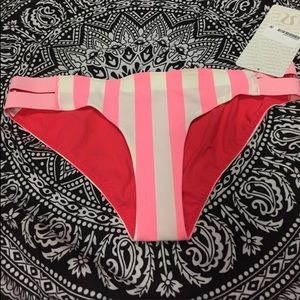 Lululemon shanti surf bikini